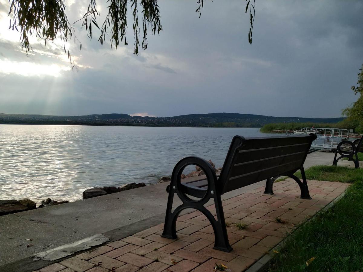 Elizabeth Vendeghaz Balatonfuzfon A Strandnal Zewnętrze zdjęcie